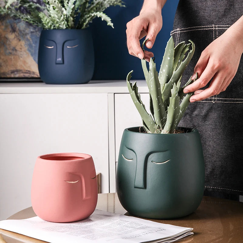 Ceramic Vase Creative Ceramic Face Living Room Desktop Flower Arrangement Vase Office Desktop Decoration Vase Decoration